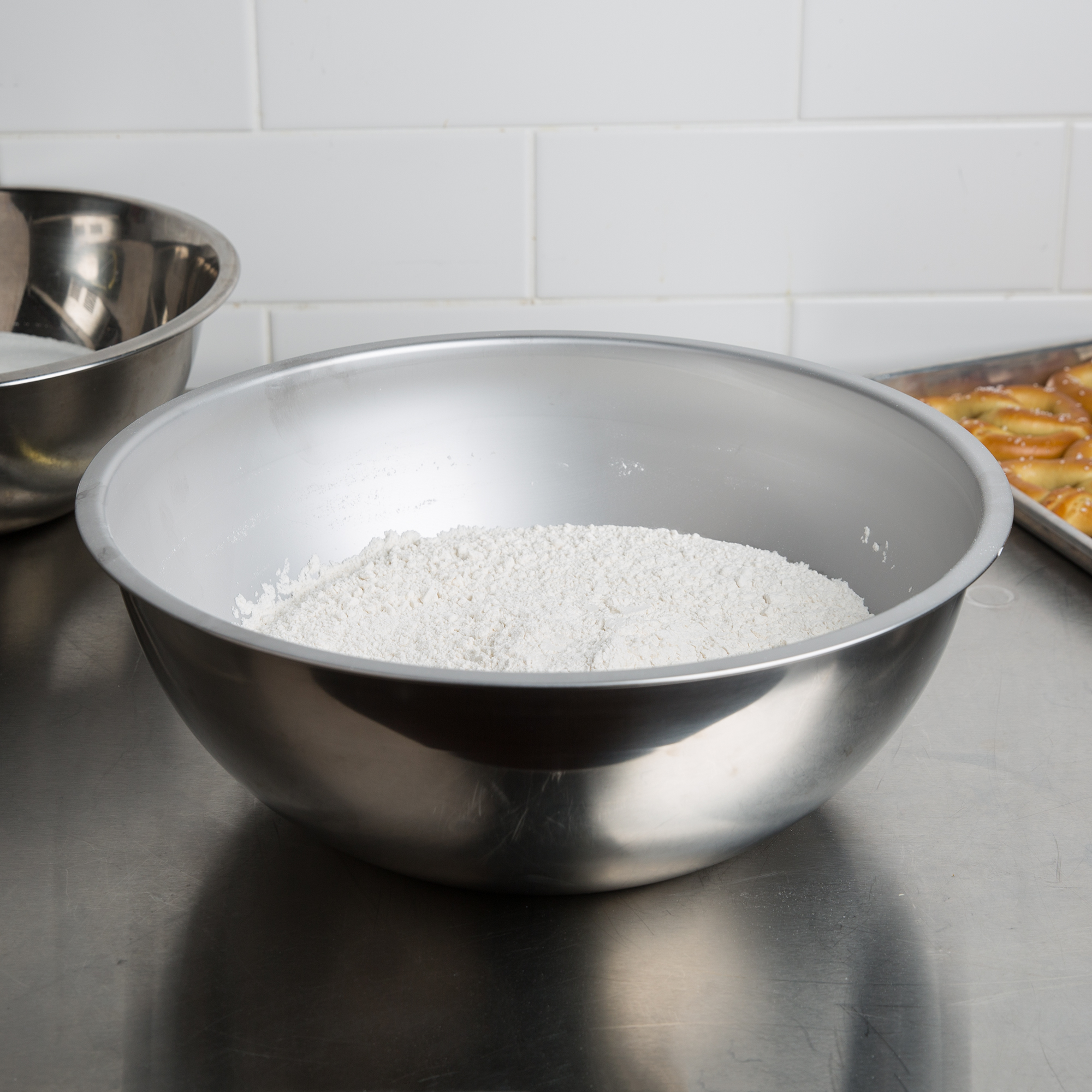 Vollrath, 69130, Mixing Bowl, Metal, 13 Quart, 16
