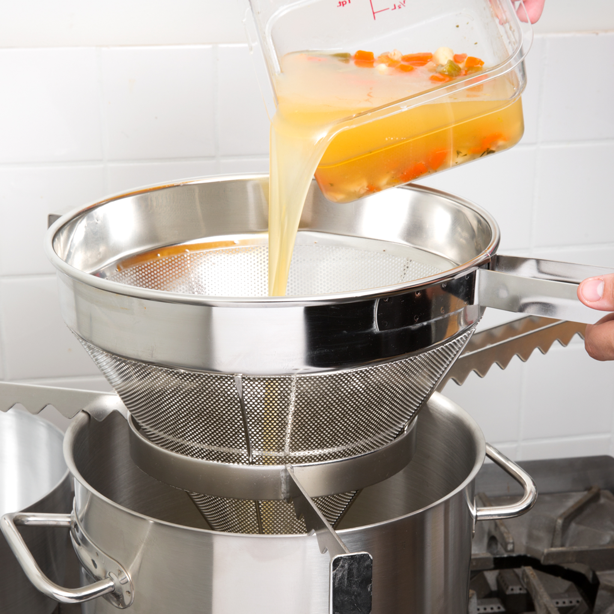 Vollrath, 47168, Strainer, China Cap / Chinois / Bouillon, Fine Mesh, 12