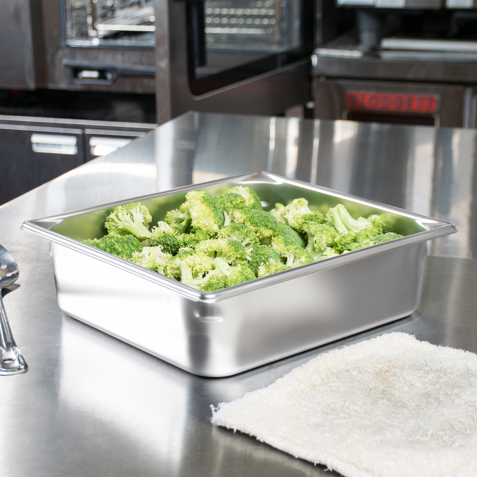 Vollrath, 30142, Steam Table Pan, Stainless Steel, 2/3 Size